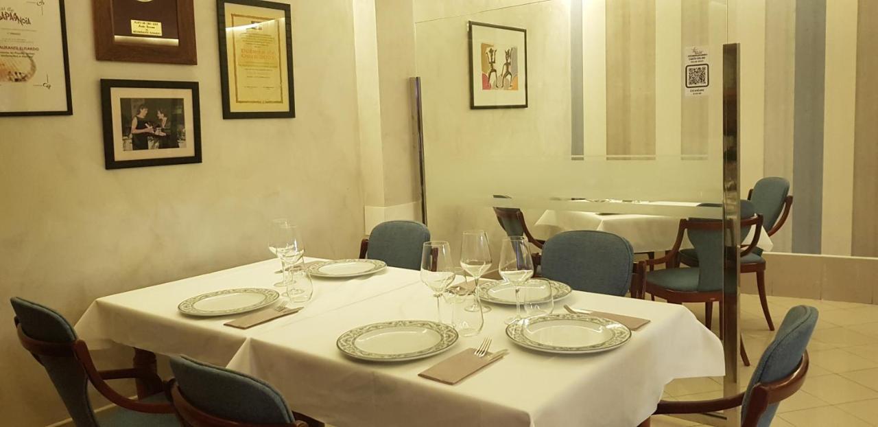 Pension Elisardo Noia Exterior photo