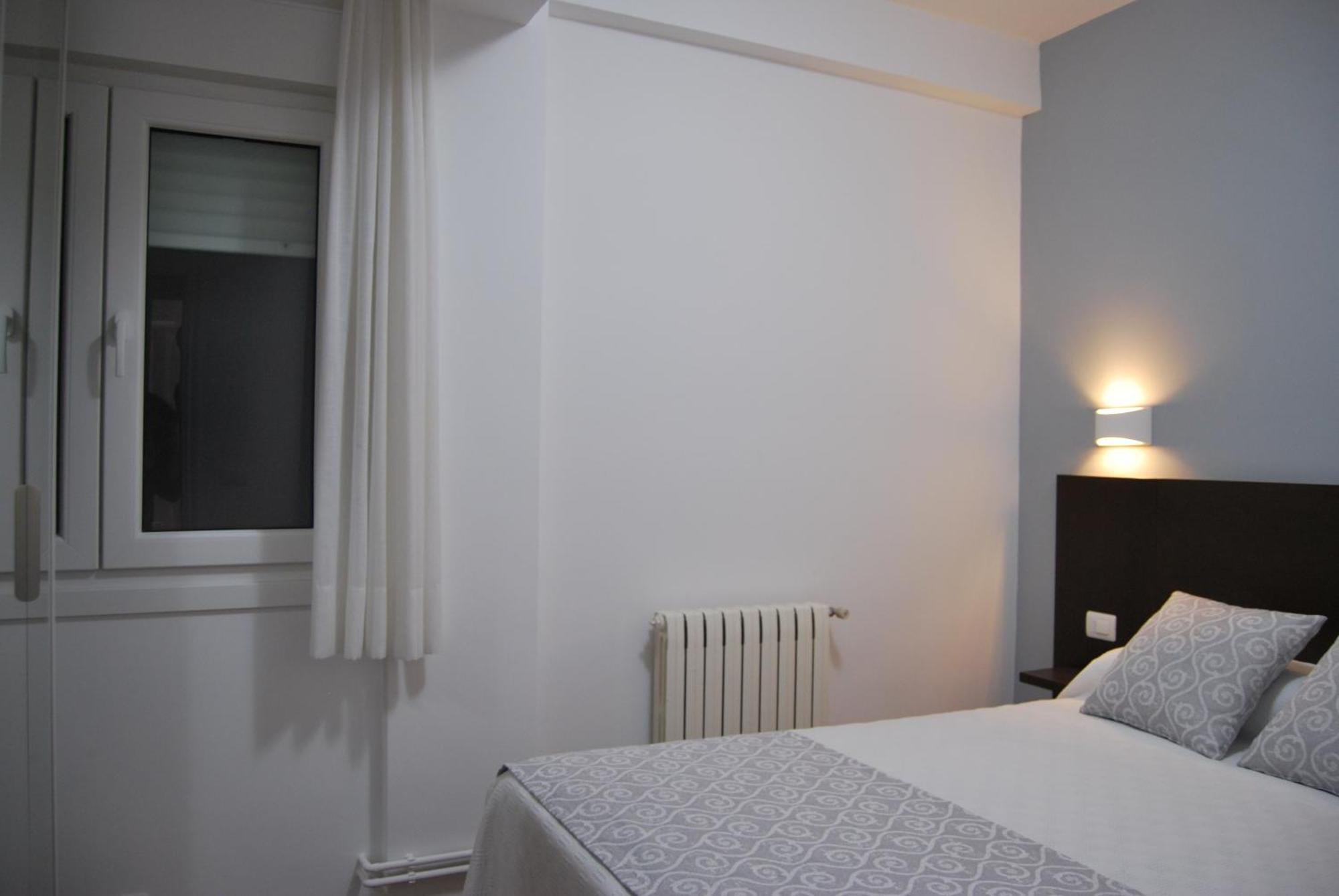 Pension Elisardo Noia Exterior photo