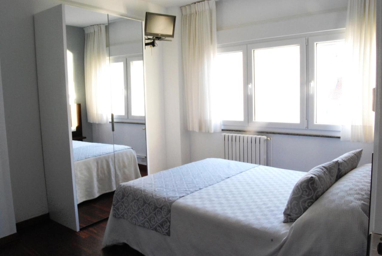 Pension Elisardo Noia Exterior photo